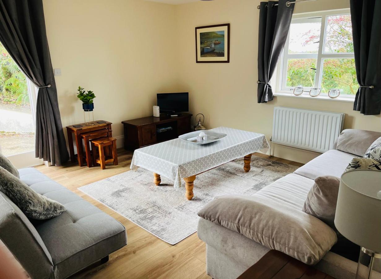 גלוואיי Hillcrest Lodge, Private Apartment On Lough Corrib, Oughterard מראה חיצוני תמונה